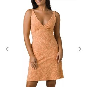 Prana Women's June Lake Dress Size Medium Baked Apricot Shadow Orange New casual